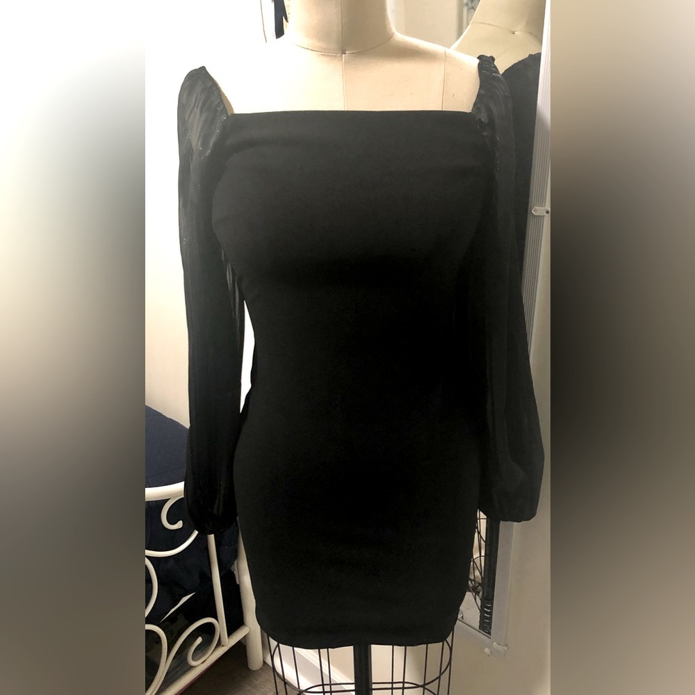 Women’s dress